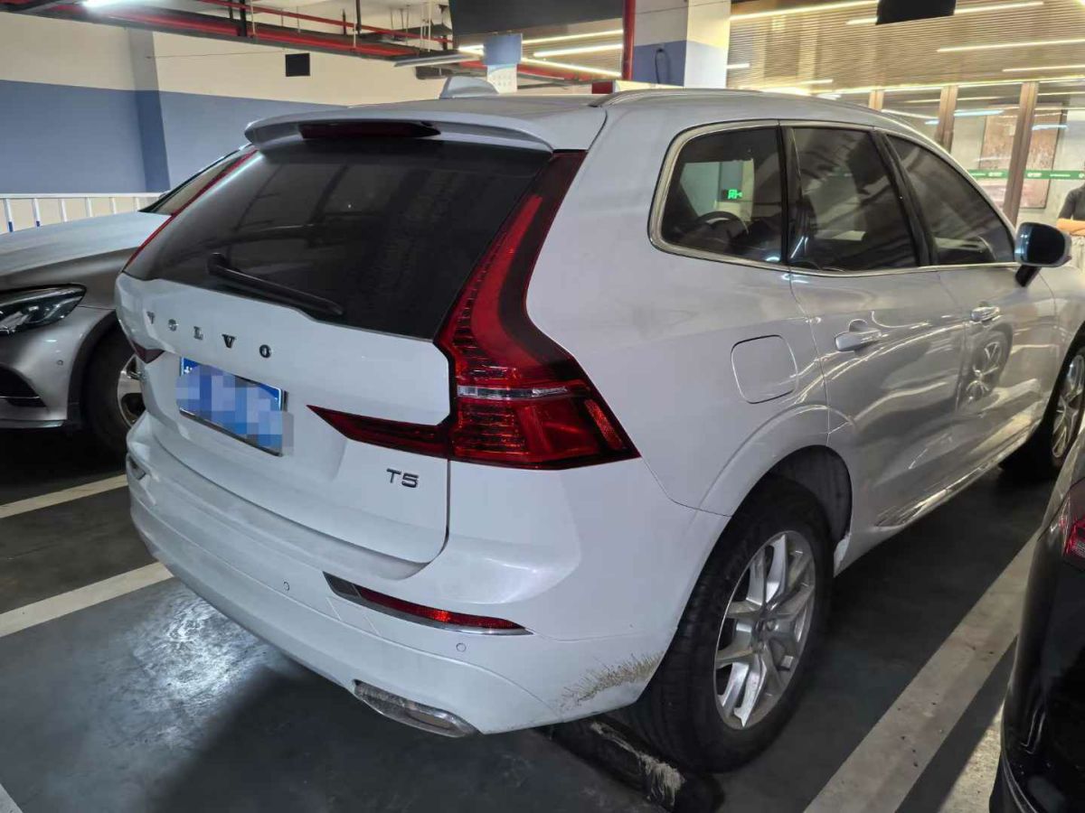 2020年1月沃爾沃 XC60  2020款 T4 智行豪華版