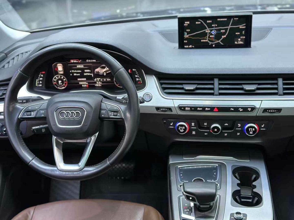奧迪 奧迪Q7  2016款 40 TFSI S line運(yùn)動(dòng)型圖片