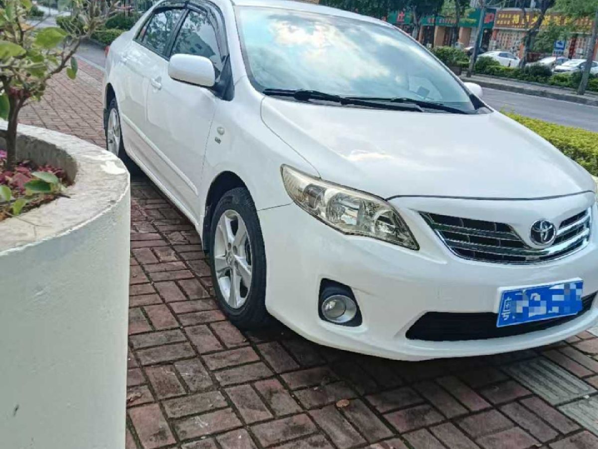 豐田 卡羅拉  2013款 1.6L GL炫酷特裝版圖片