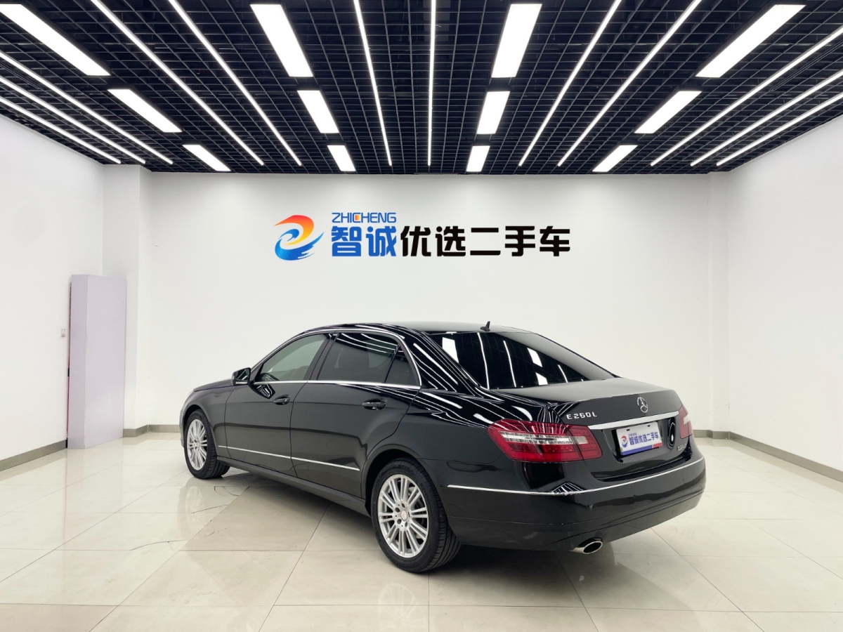 奔馳 奔馳E級  2013款 E 260 L CGI優(yōu)雅型圖片