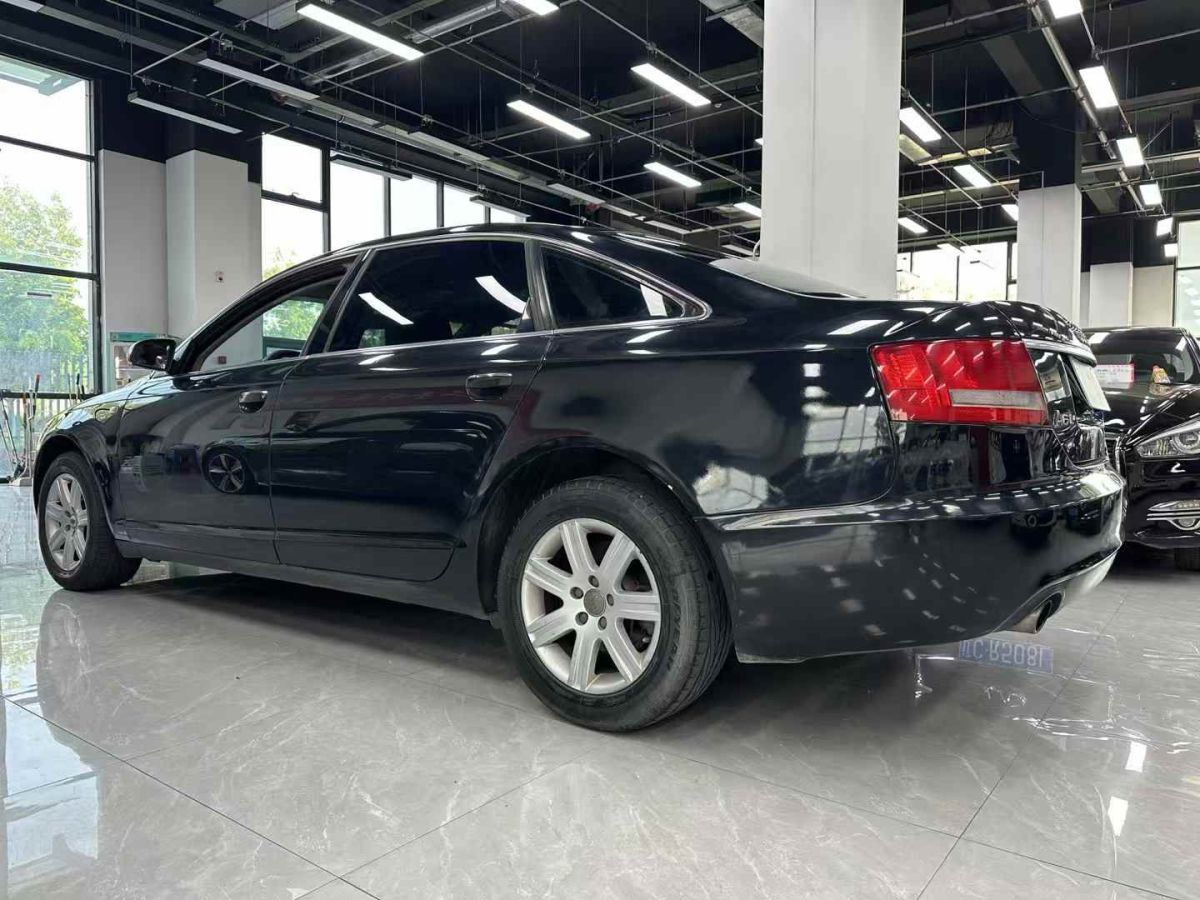 奧迪 奧迪A6L  2007款 A6L 3.2FSI 領(lǐng)先尊享型圖片