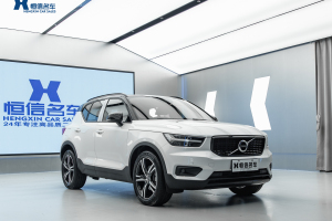 沃尔沃XC40 沃尔沃  T4 四驱智远运动版