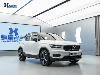 2019年12月 沃尔沃 沃尔沃XC40 T4 四驱智远运动版图片