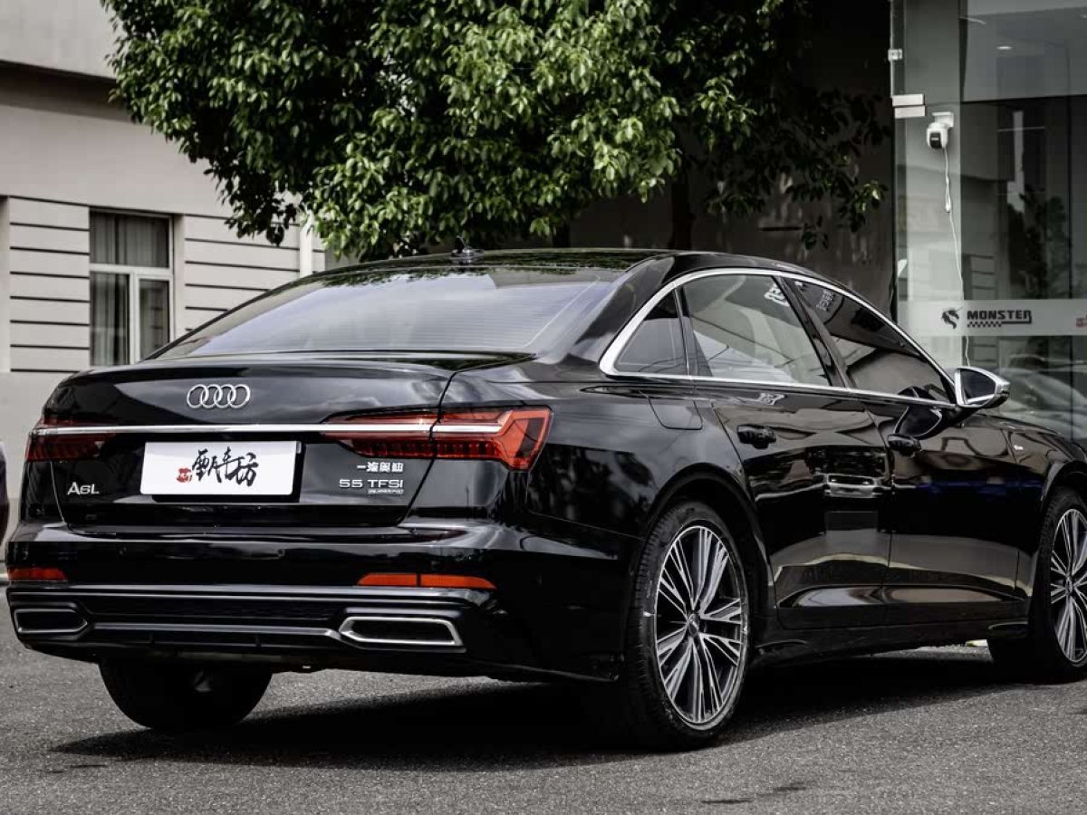 奧迪 奧迪A6L  2021款 45 TFSI quattro 臻選動(dòng)感型圖片