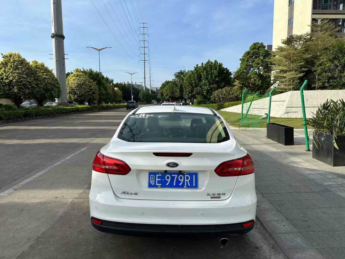 福特 ?？怂? 2018款 2.0T ST 標(biāo)準(zhǔn)版圖片