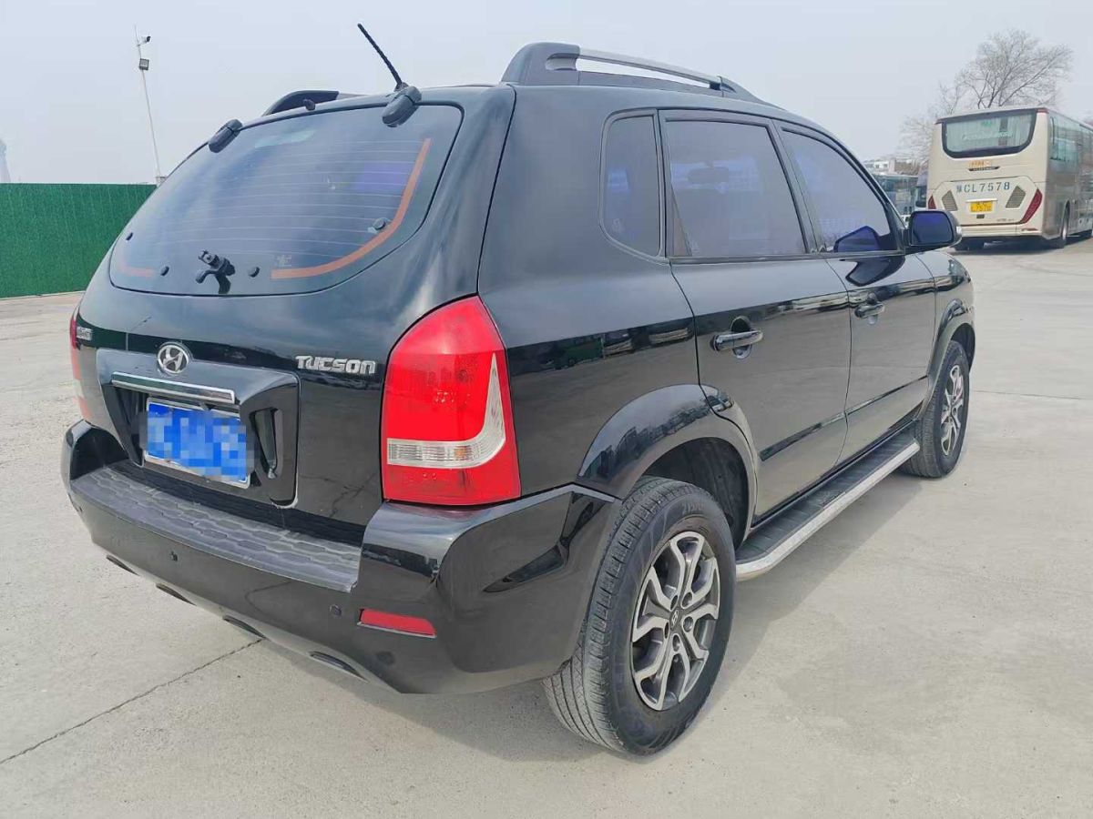 現(xiàn)代 名圖  2014款 1.8L 手動舒適型GL圖片