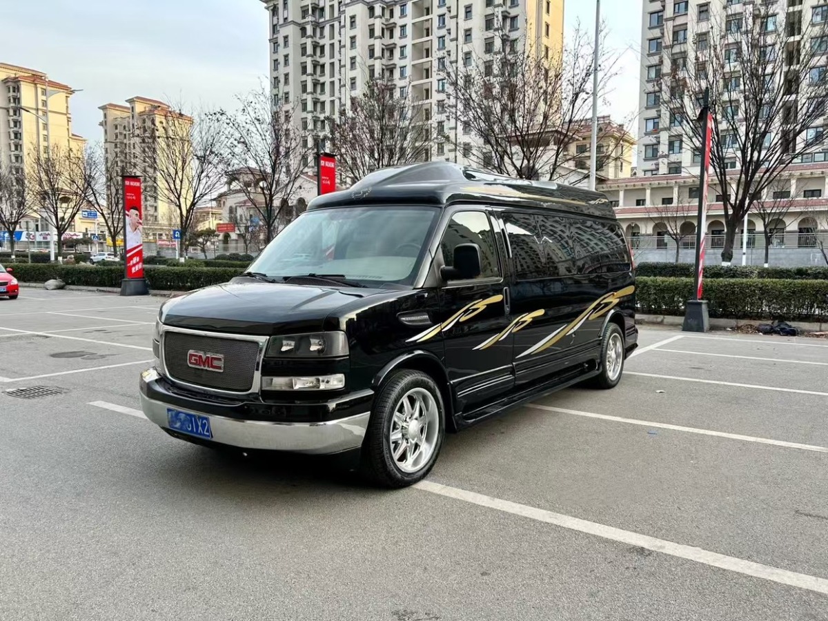 GMC SAVANA  2012款 6.0L 總裁級隱私屏版圖片