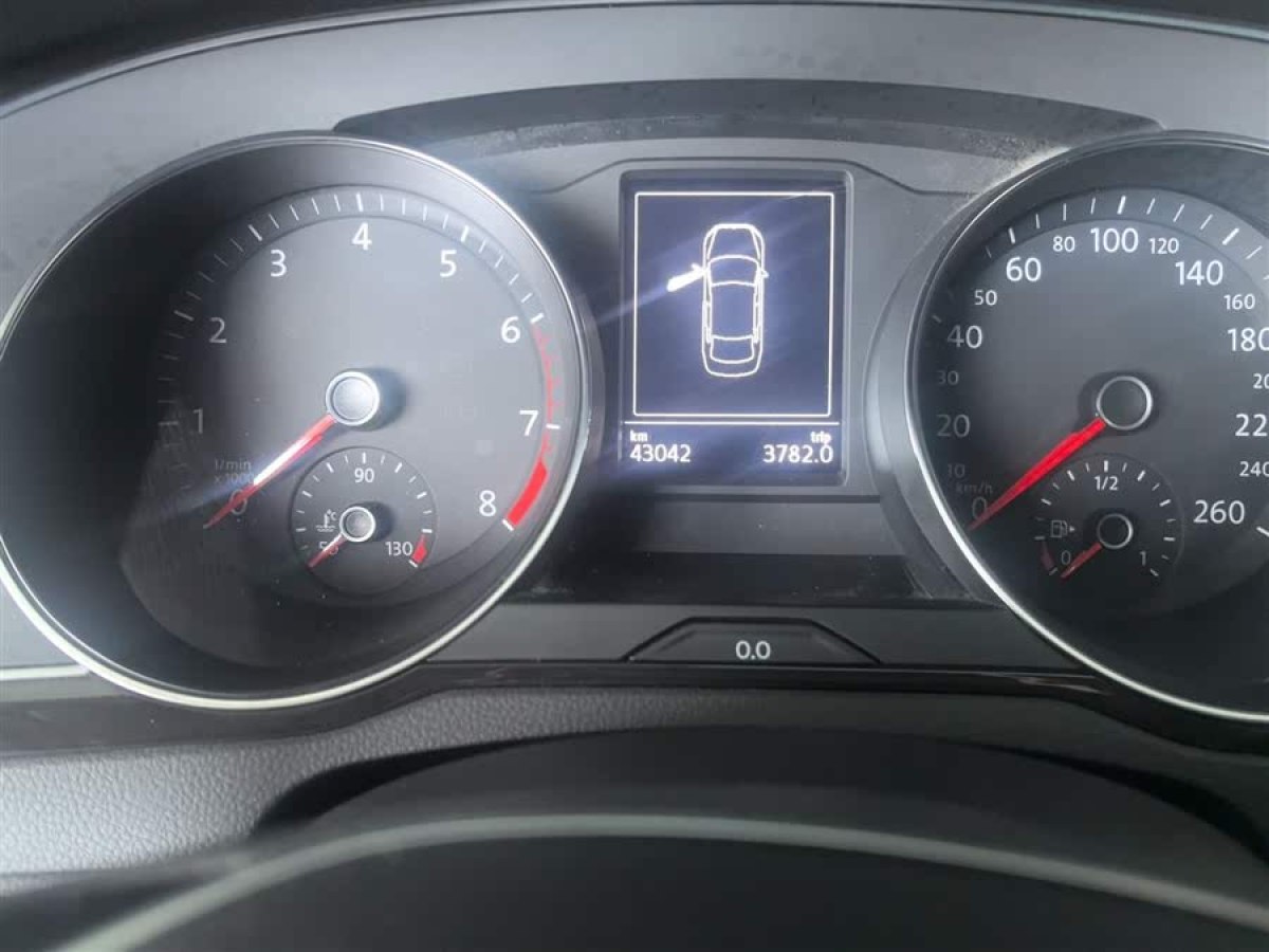 大眾 邁騰  2018款 改款 330TSI DSG 豪華型圖片