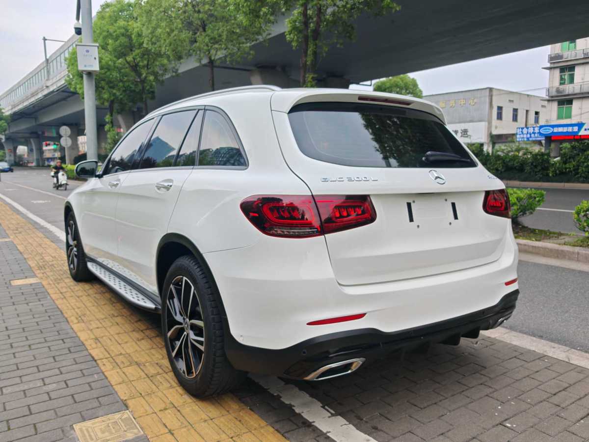 奔馳 奔馳GLC  2018款 改款 GLC 300 4MATIC 動感型圖片