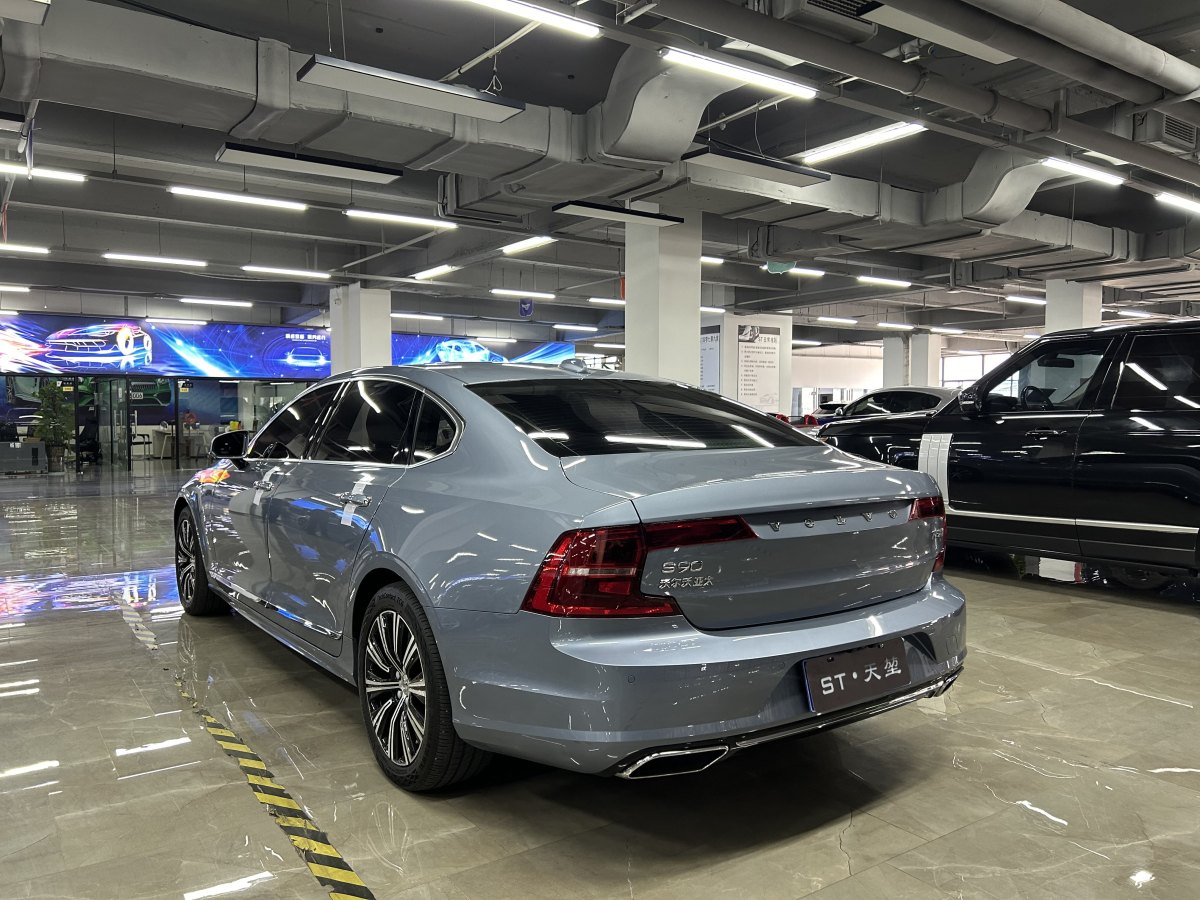 沃爾沃 S90  2019款 T5 智逸版圖片