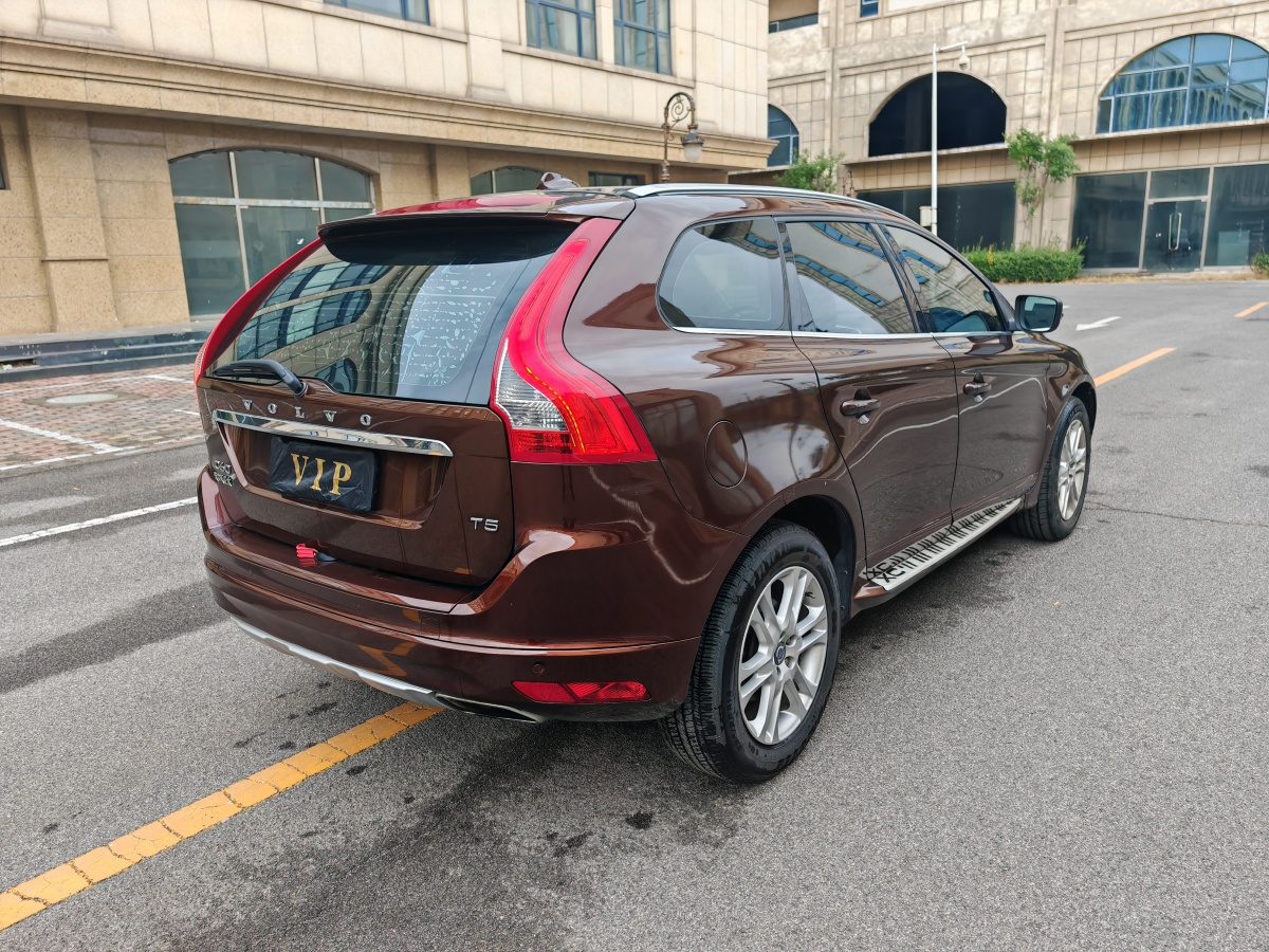 沃爾沃 XC60  2015款 T5 智進(jìn)版圖片