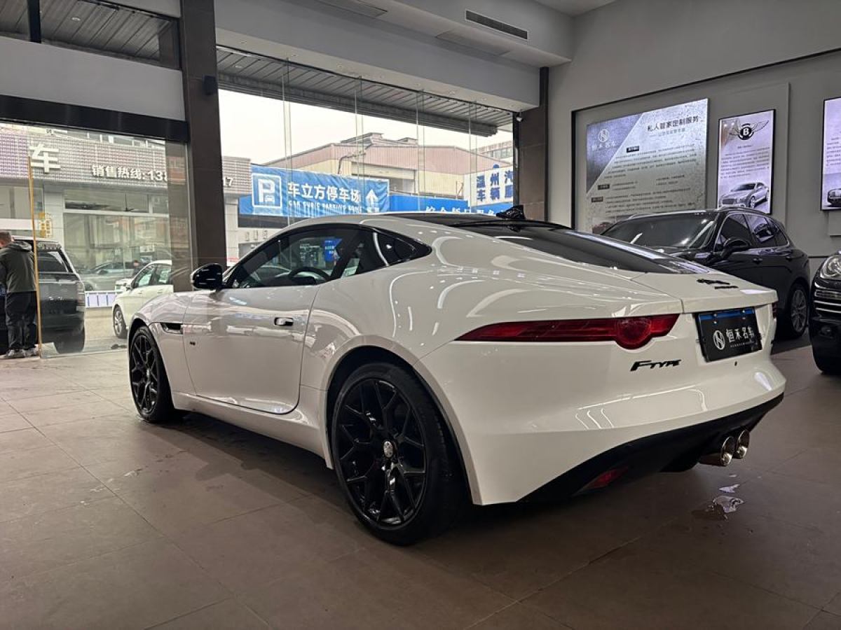 捷豹 F-TYPE  2016款 3.0T 硬頂版圖片