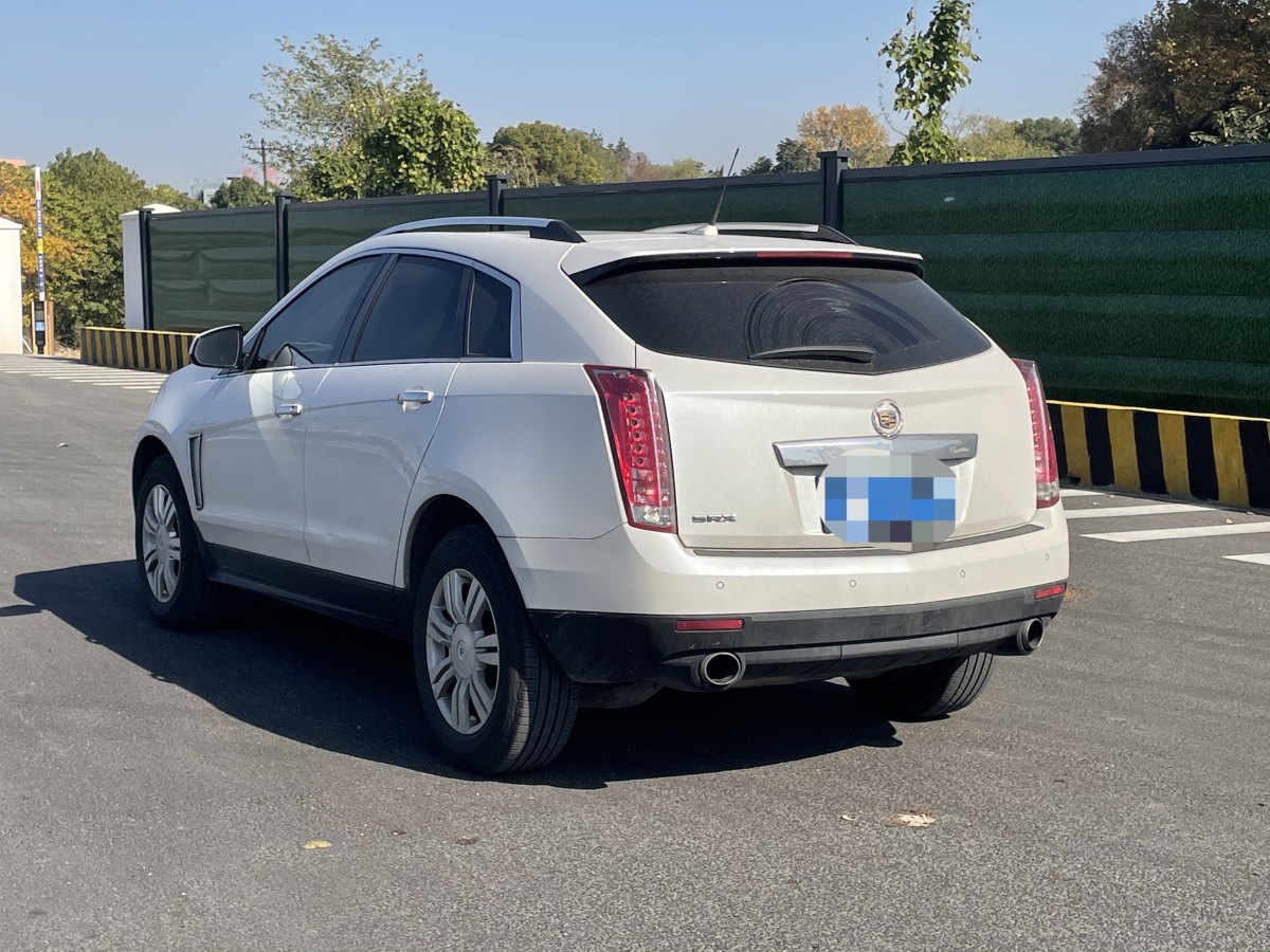 凱迪拉克 SRX  2015款 3.0L 精英型圖片