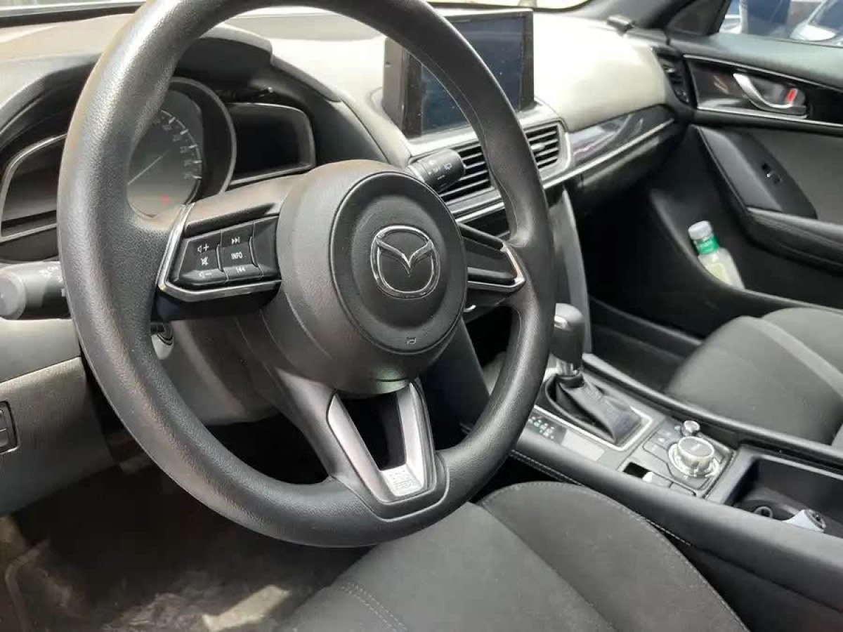 馬自達(dá) CX-4  2020款 2.0L 自動(dòng)兩驅(qū)藍(lán)天活力版圖片