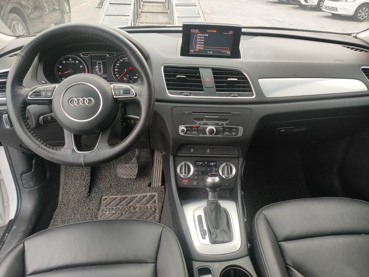 奧迪 奧迪Q3  2013款 35TFSI 舒適型圖片