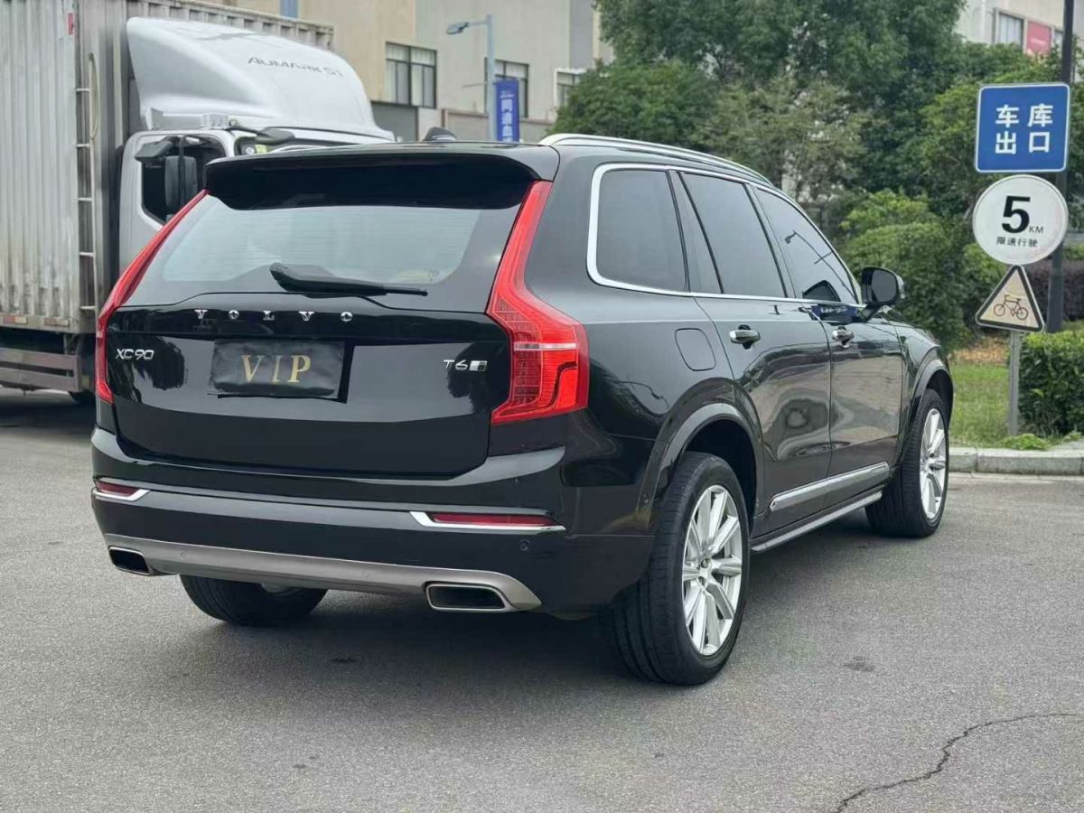 沃爾沃 XC90  2016款 2.0T T6 升級(jí)版智尊版圖片
