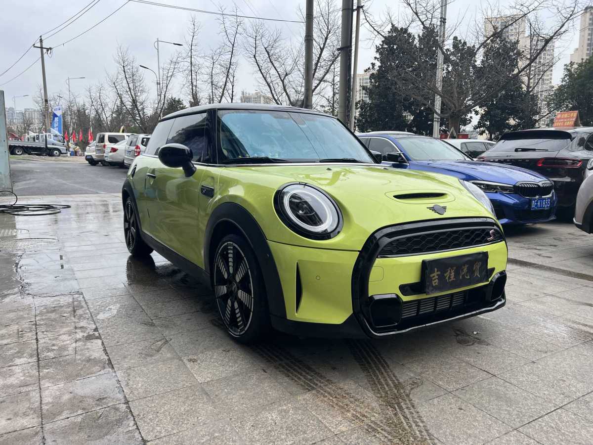 MINI MINI  2022款 改款 2.0T COOPER S 藝術(shù)家圖片