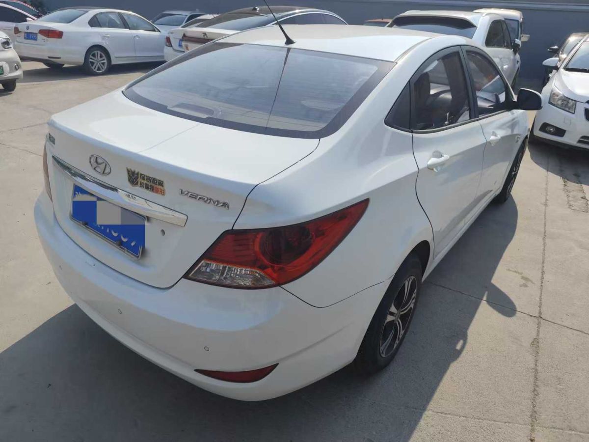 現(xiàn)代 瑞納  2013款 三廂 1.4L 自動標(biāo)準(zhǔn)型GL圖片