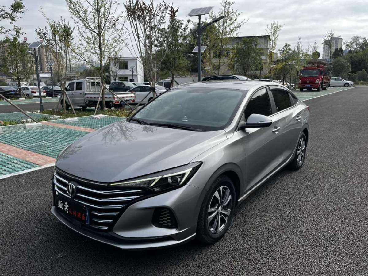 長(zhǎng)安 逸動(dòng)  2020款 PLUS 1.6L GDI 自動(dòng)豪華型圖片