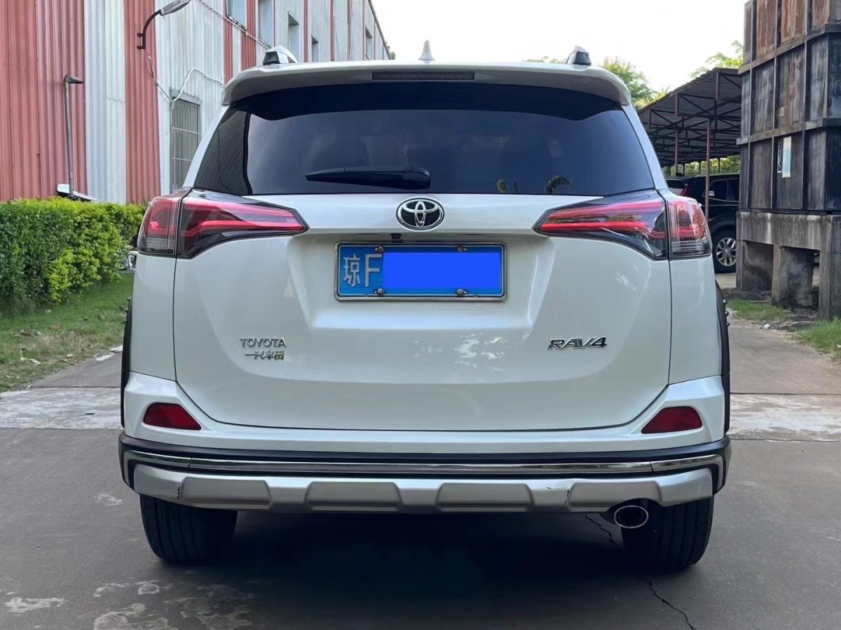 丰田 RAV4荣放  2019款 2.0L CVT两驱风尚X限量版 国VI图片