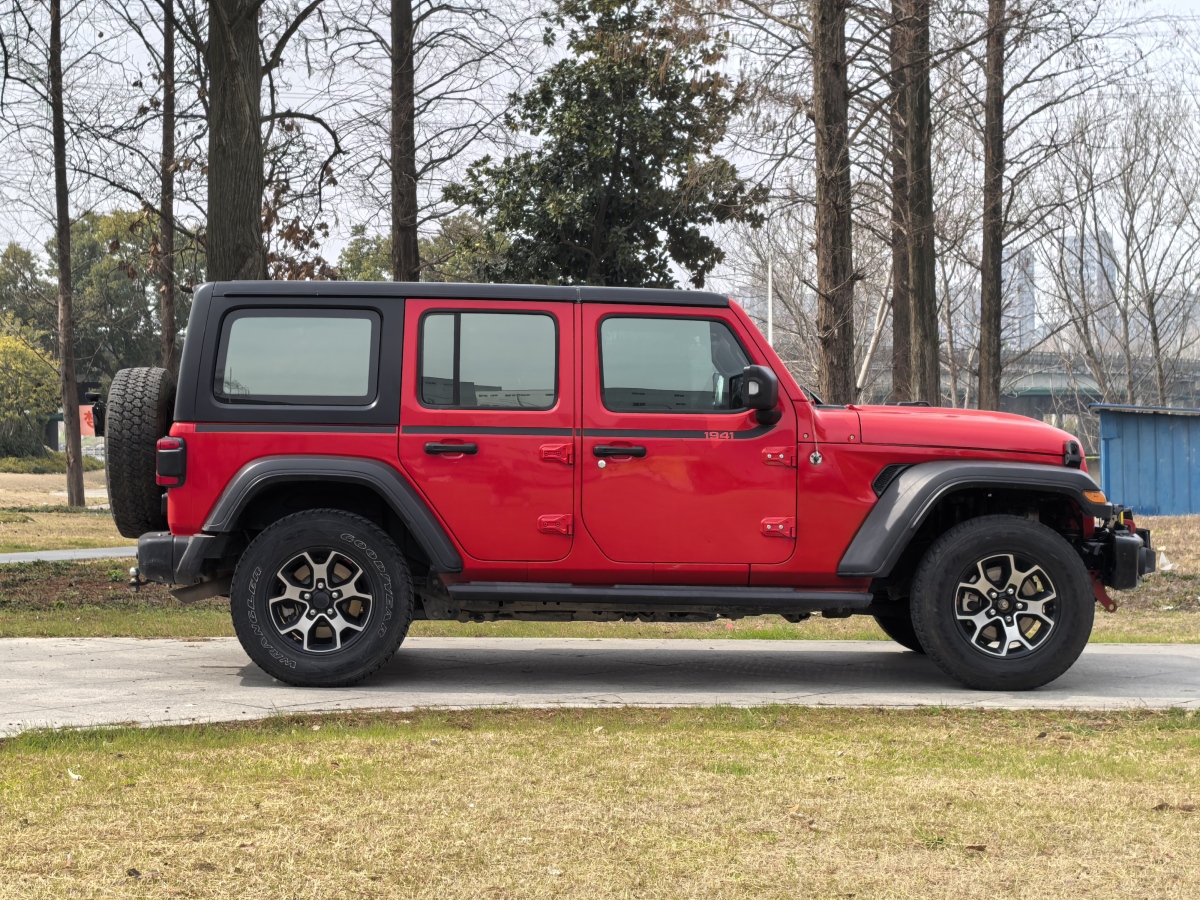 Jeep 牧馬人  2021款 2.0T Rubicon 四門版圖片