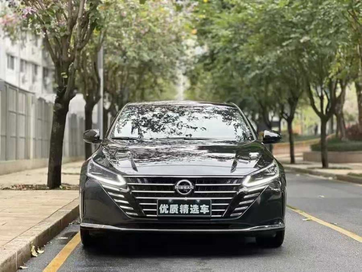 日產(chǎn) 天籟  2024款 2.0L SV 黑金版圖片