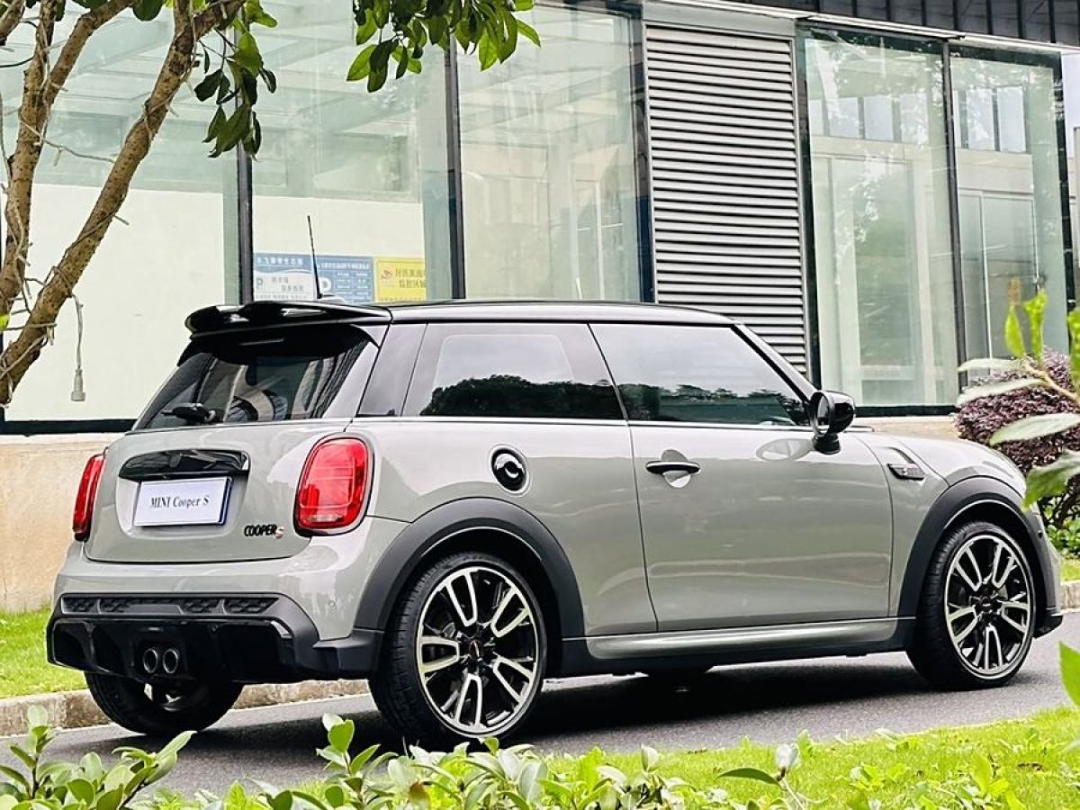 2022年9月MINI MINI  2023款 2.0T COOPER S 賽車手