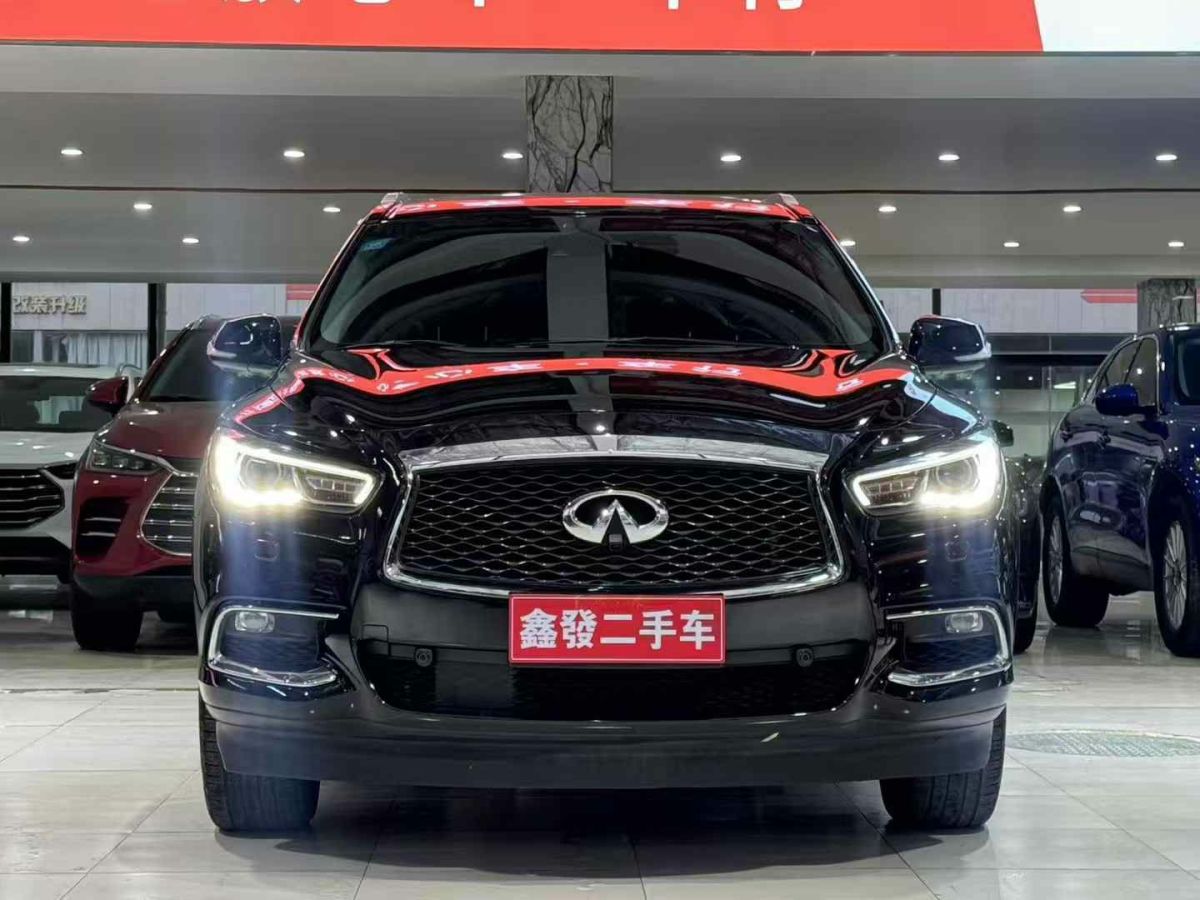 英菲尼迪 Q60  2019款 2.0T 豪華版圖片