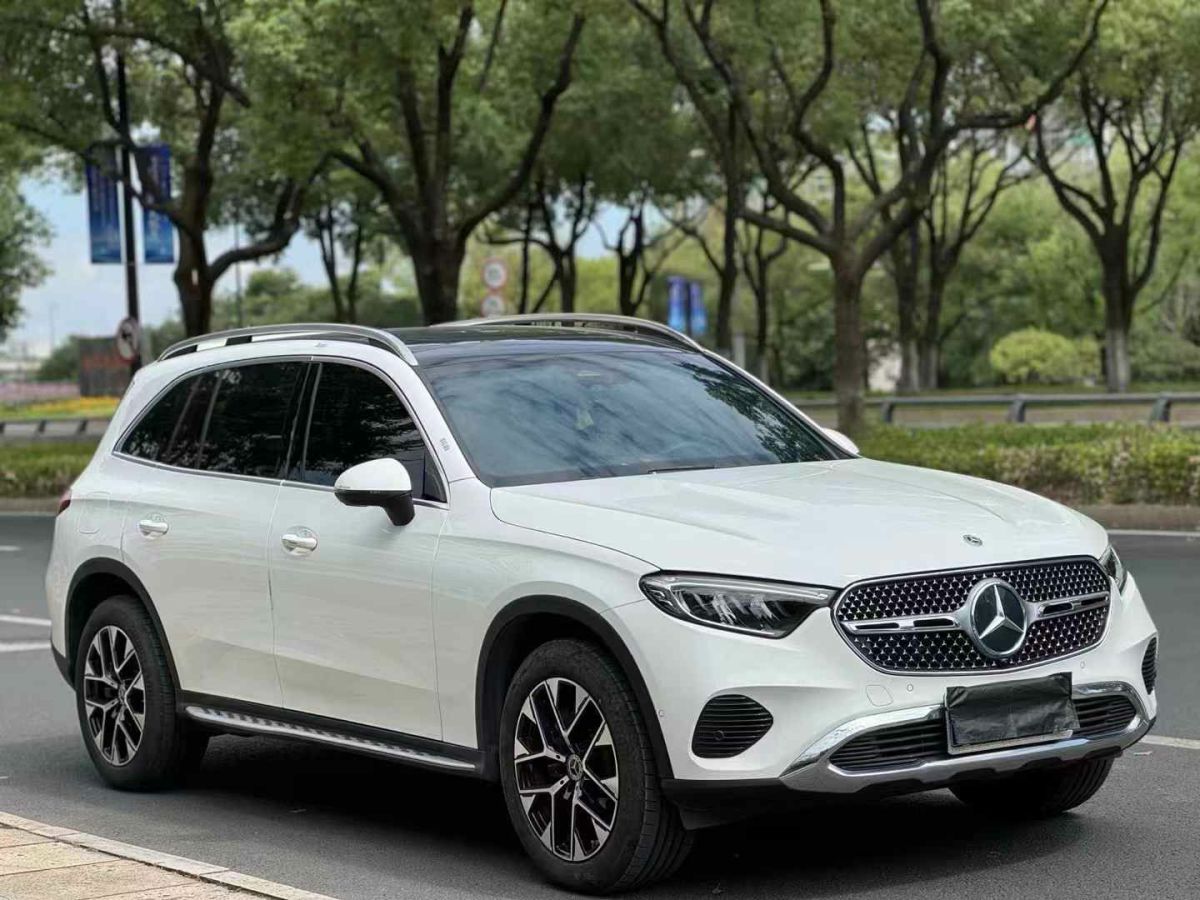 2024年1月奔馳 奔馳GLC  2024款 GLC 300 4MATIC 轎跑SUV