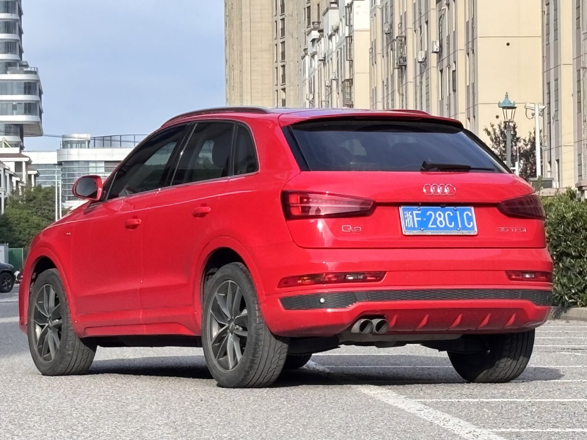 奧迪 奧迪Q3  2018款 30 TFSI 時(shí)尚型典藏版圖片
