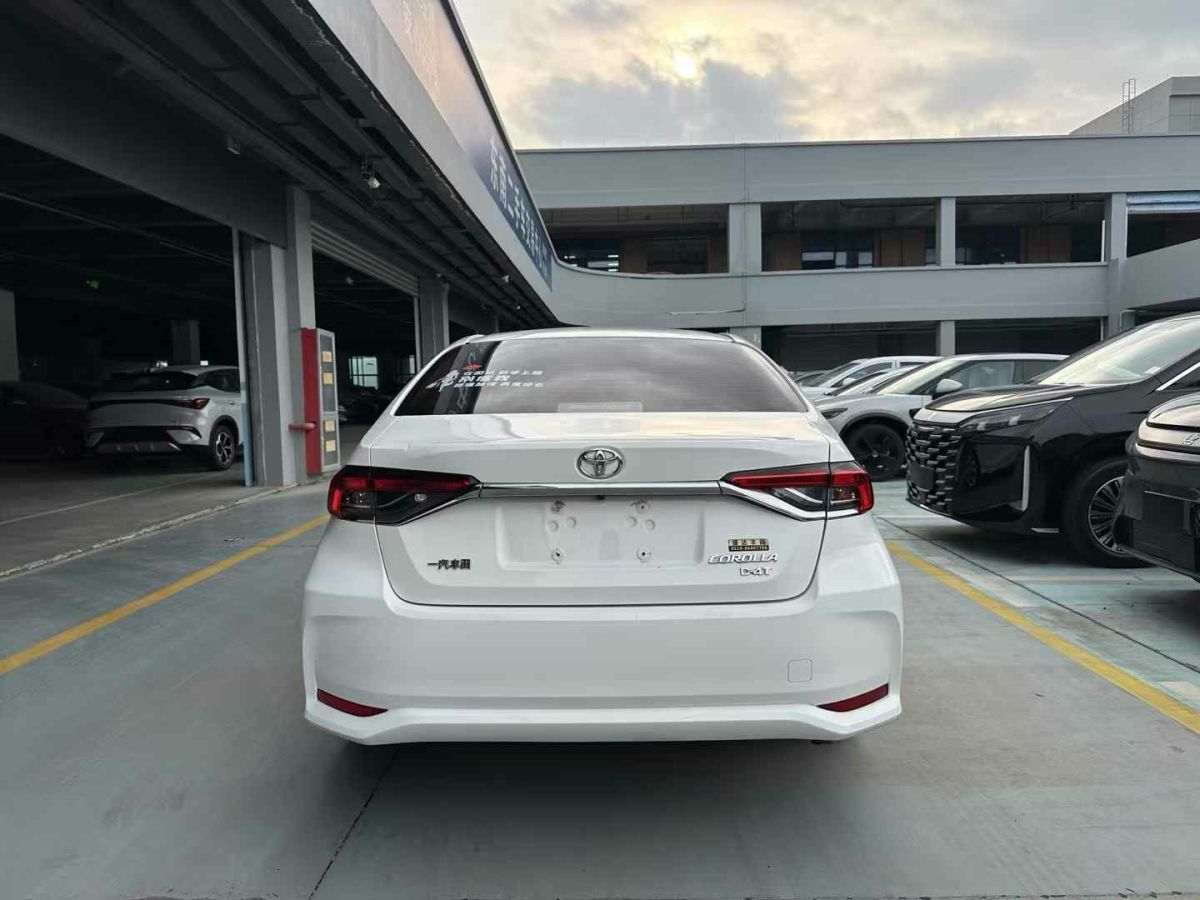 豐田 卡羅拉銳放  2022款 2.0L 先鋒版圖片