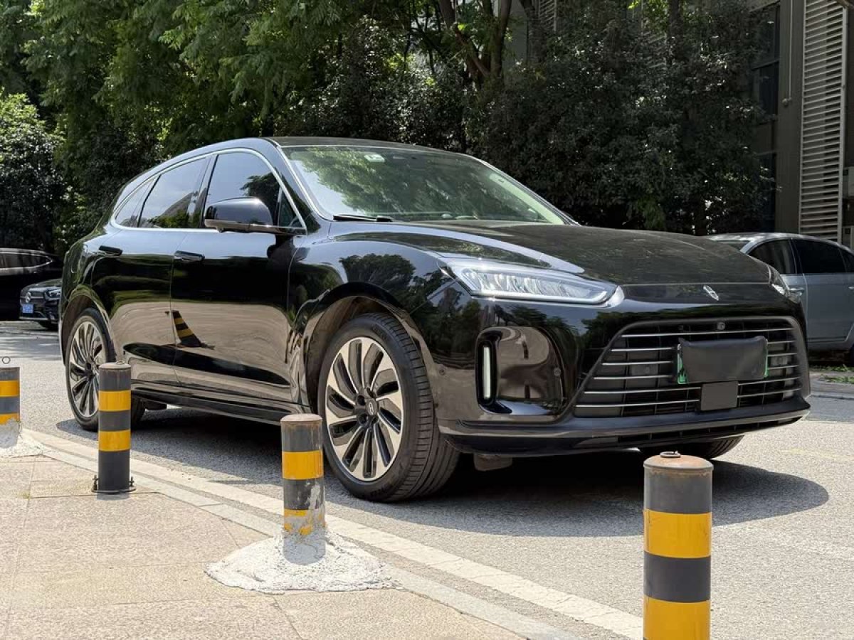 賽力斯 問界M5  2023款 增程后驅(qū)標(biāo)準(zhǔn)版圖片