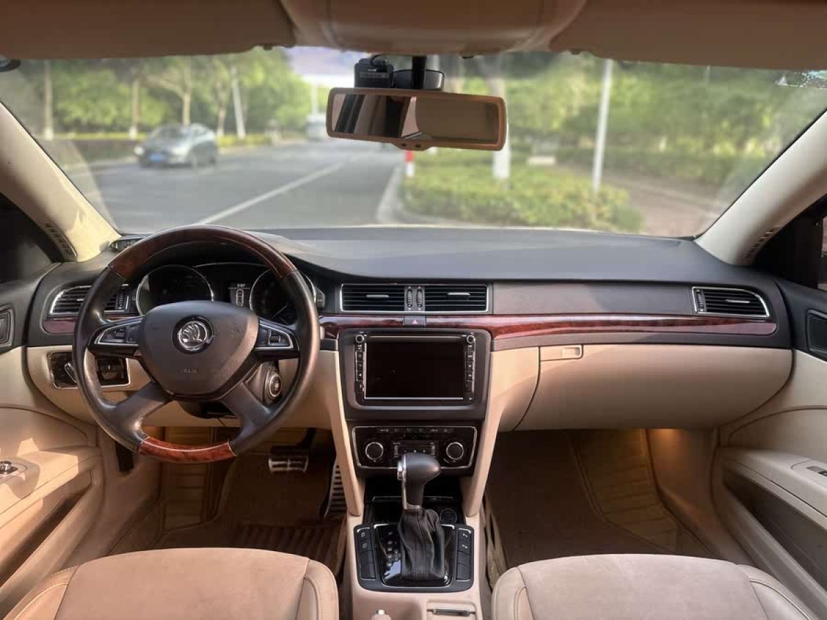 斯柯達(dá) 昊銳  2009款 1.8TSI 自動尊雅版圖片