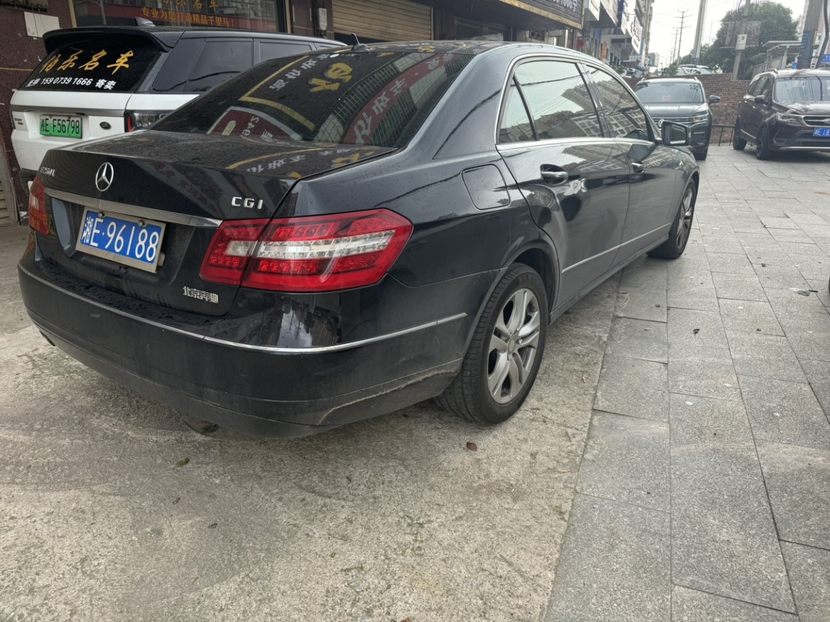 奔馳 奔馳E級  2011款 E 260 L CGI時尚型圖片