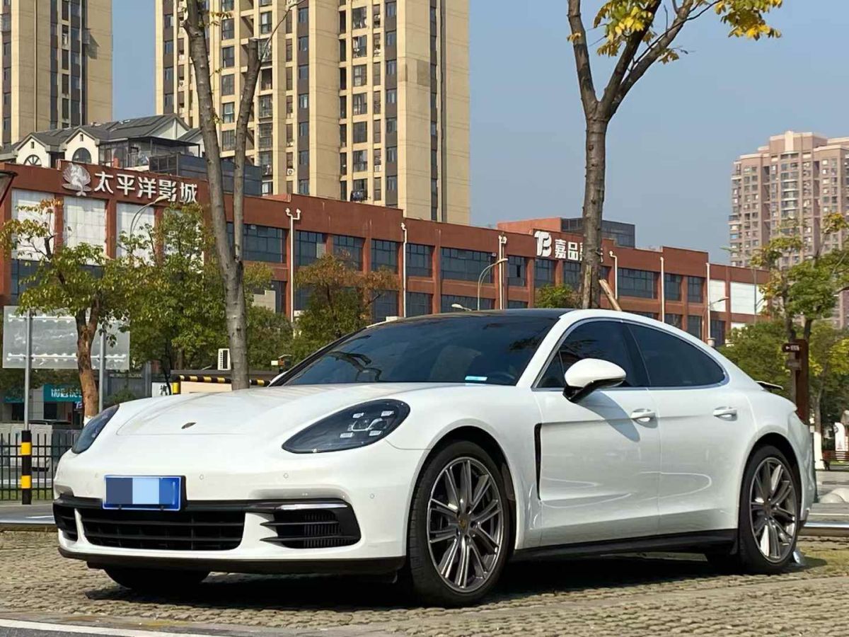 保時(shí)捷 911  2021款 Turbo S 3.8T 保時(shí)捷中國(guó)20周年紀(jì)念版圖片