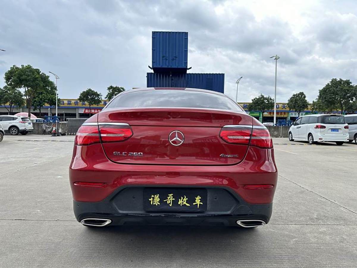 2019年2月奔馳 奔馳GLC  2023款 改款 GLC 260 4MATIC 轎跑SUV