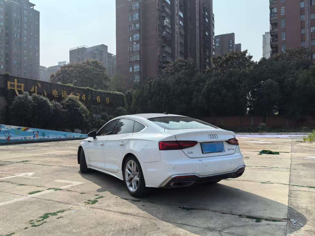 2021年04月奧迪 奧迪A5  2021款 Sportback 40 TFSI 時(shí)尚動(dòng)感型