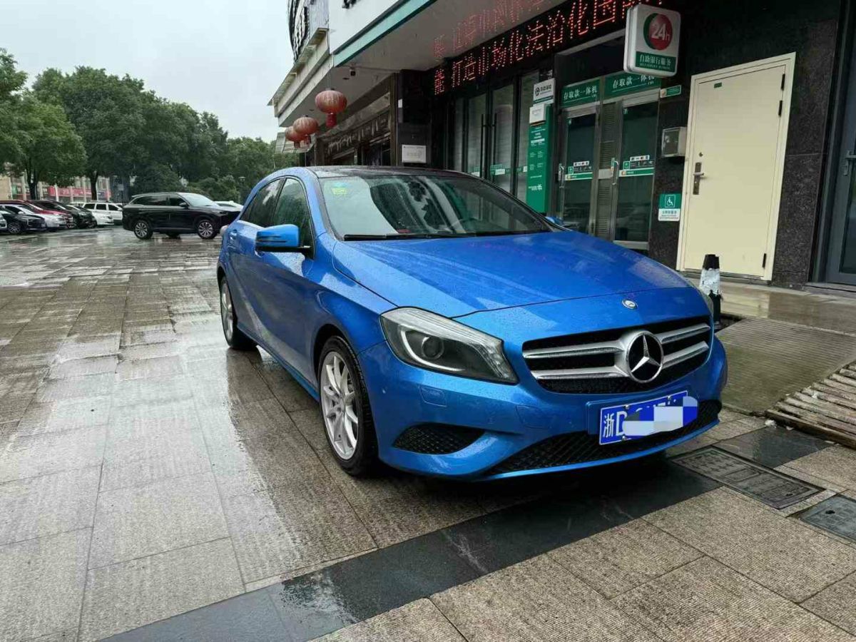 奔馳 奔馳A級AMG  2014款 AMG A 45 4MATIC圖片