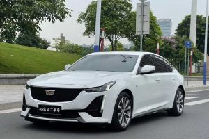 XT5 凱迪拉克  28T 四驅(qū)豪華型
