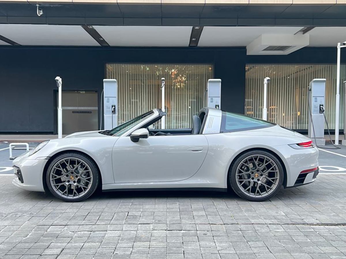 保時(shí)捷 911  2023款 Targa 4 3.0T圖片