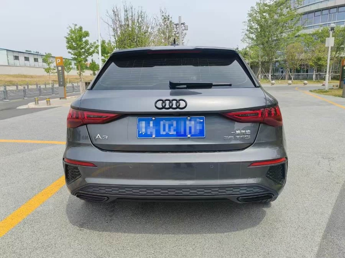 奧迪 奧迪A3  2022款 Sportback 35 TFSI 時(shí)尚運(yùn)動(dòng)型圖片