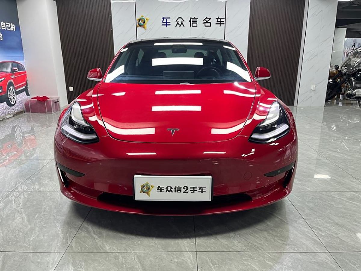 特斯拉 Model 3  2020款 改款 標(biāo)準(zhǔn)續(xù)航后驅(qū)升級版圖片