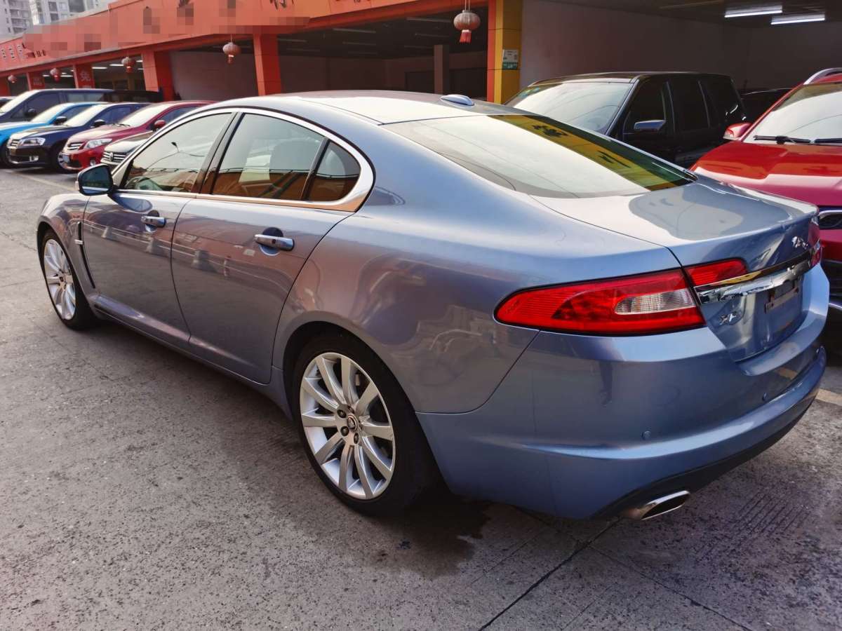 捷豹 XF  2009款 XF 3.0L V6豪華版圖片