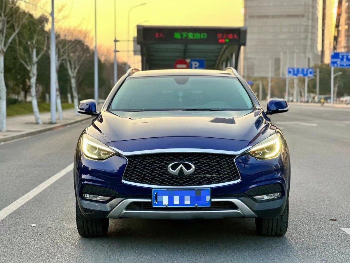 英菲尼迪 QX30  2018款 1.6T 兩驅運動版圖片