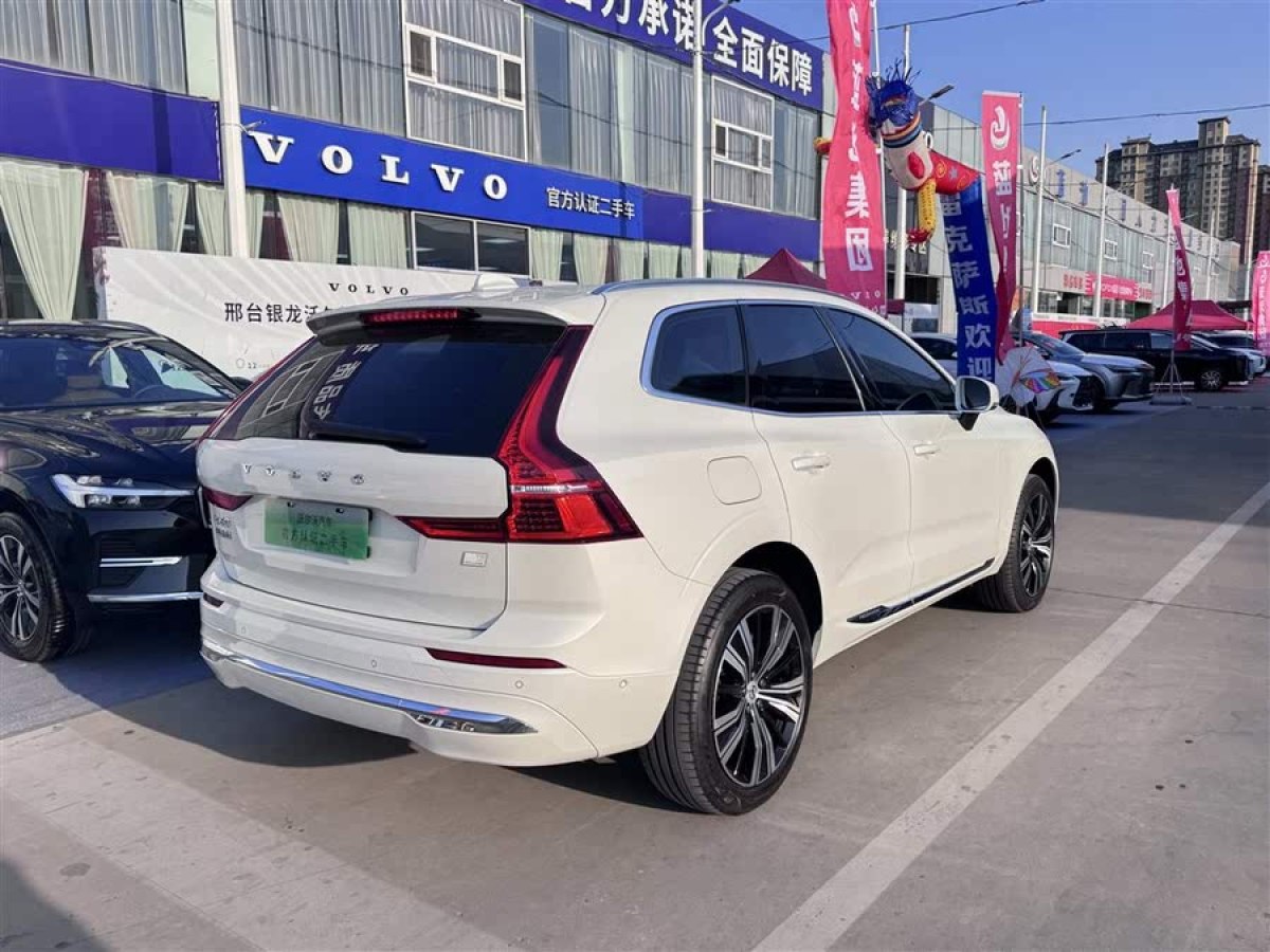 沃爾沃 XC60新能源  2022款 T8 插電混動(dòng) 四驅(qū)智雅豪華版圖片