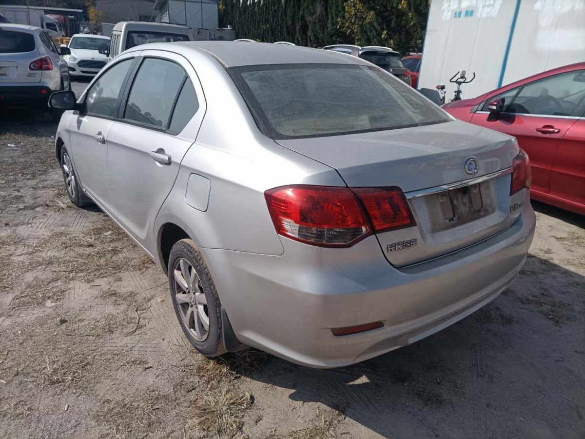 長(zhǎng)城 C30  2012款 1.5L 手動(dòng)精英型圖片