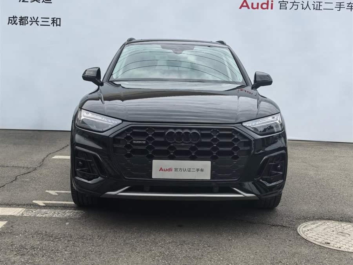 奧迪 奧迪Q5L  2022款 改款 45T 臻選動感型圖片