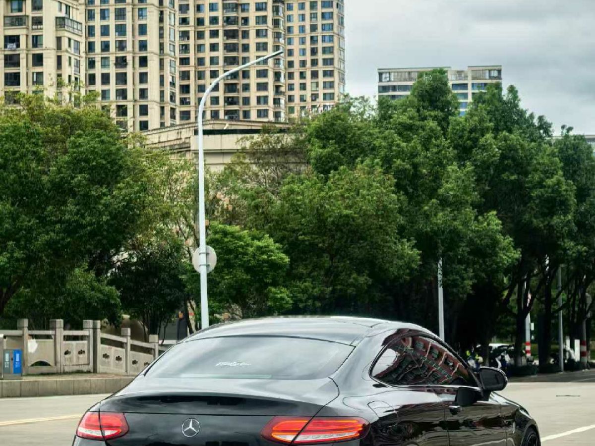 奔馳 奔馳C級AMG  2019款 AMG C 63 轎跑車圖片