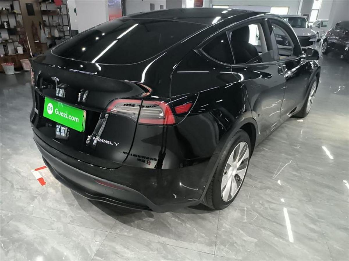 特斯拉 Model 3  2021款 改款 標(biāo)準(zhǔn)續(xù)航后驅(qū)升級(jí)版圖片