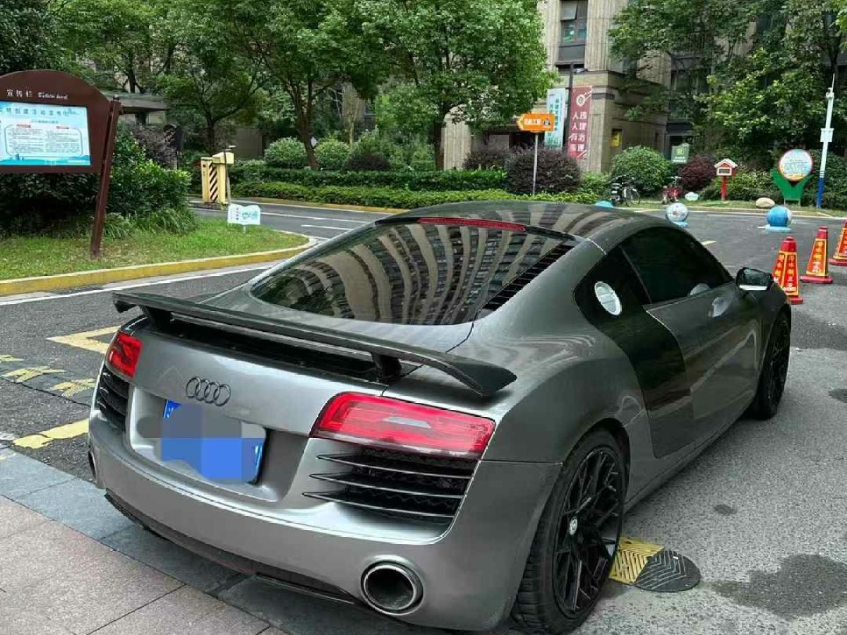 奧迪 奧迪R8  2014款 R8 Coupe 4.2 V8圖片